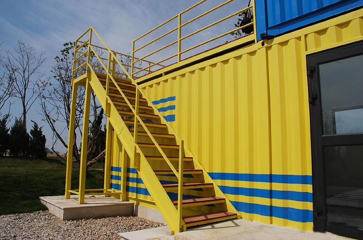 漂亮的景區(qū)集裝箱房